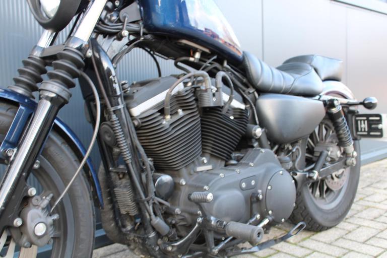 Harley Davidson sportster iron 883R (8)