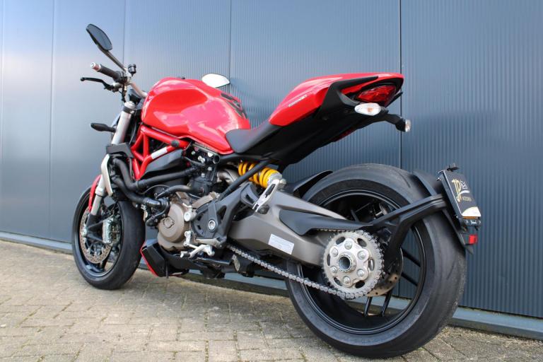 Ducati Monster 1200 (05.JPG)