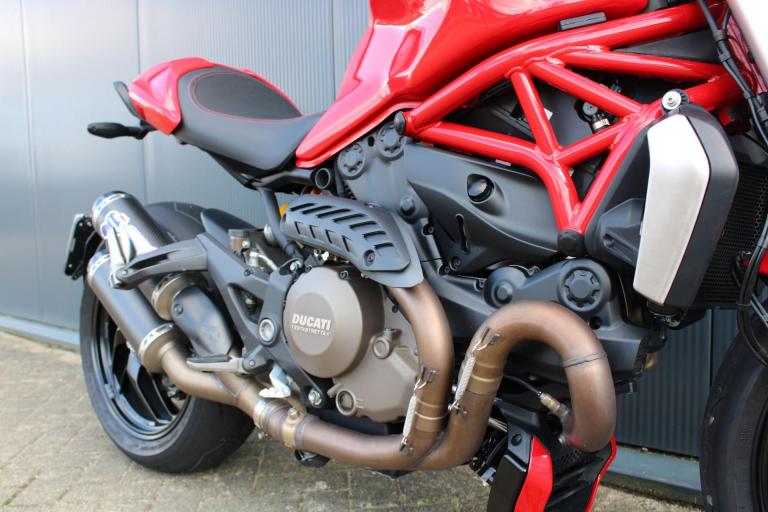 Ducati Monster 1200 - 2015 (11)