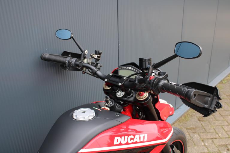 Ducati HYPERMOTARD 1100 EVO SP - 2010 (12)