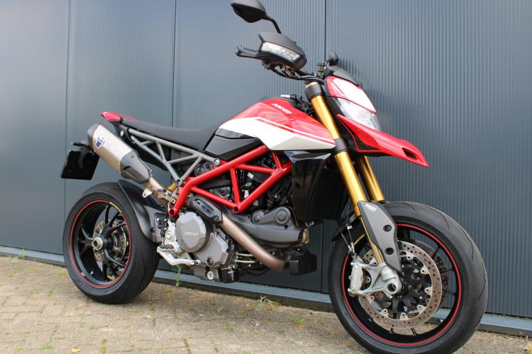 Ducati Hypermotard 950 SP (9)