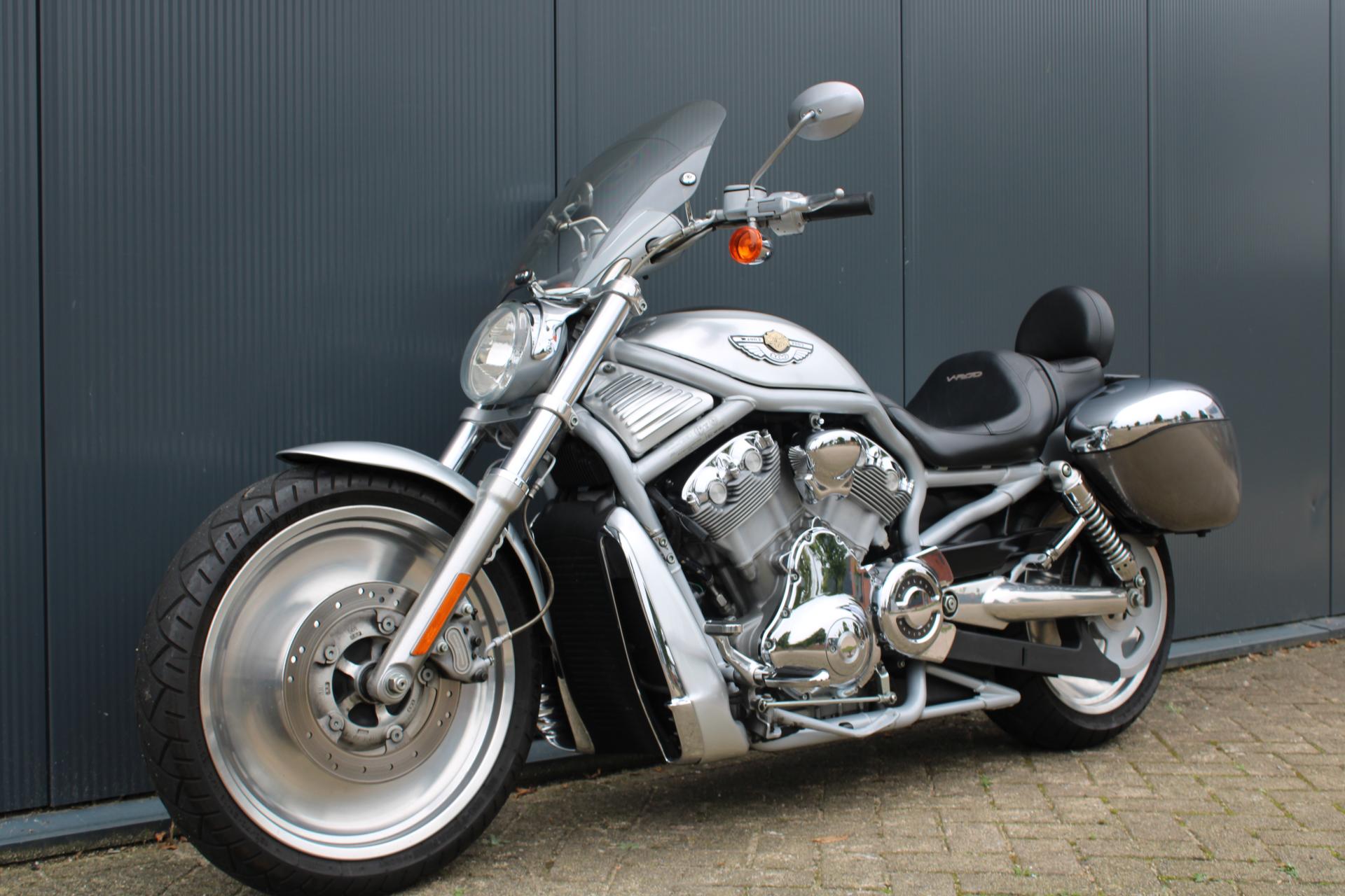 Harley Davidson VRSCA V-Rod (198614f01d200aad1.96859173.JPG)