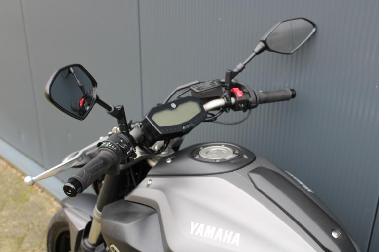 Yamaha MT-07 - 2016 (12)