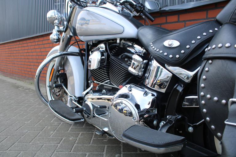 Harley Davidson FLSTC HERITAGE SOFTAIL CLASSIC - 2008 (4)