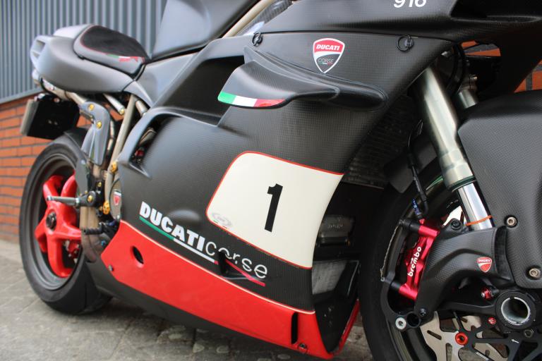 Ducati 916 Strada (11)