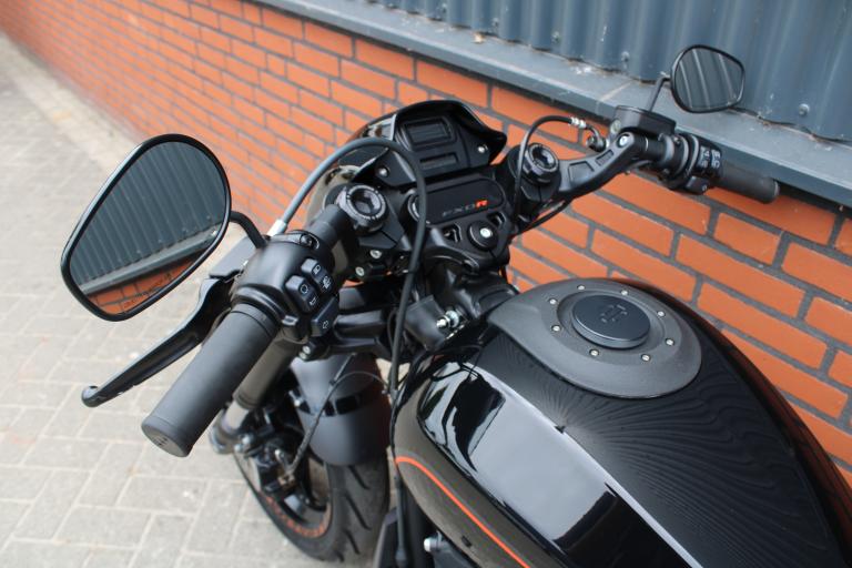Harley Davidson Softail FXDR 114 - 2020 (11)