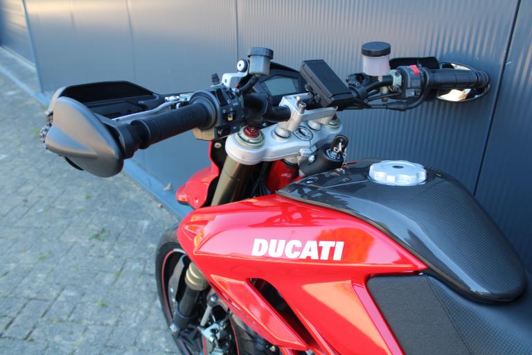 Ducati Hypermotard 1100S - 2008 (11)