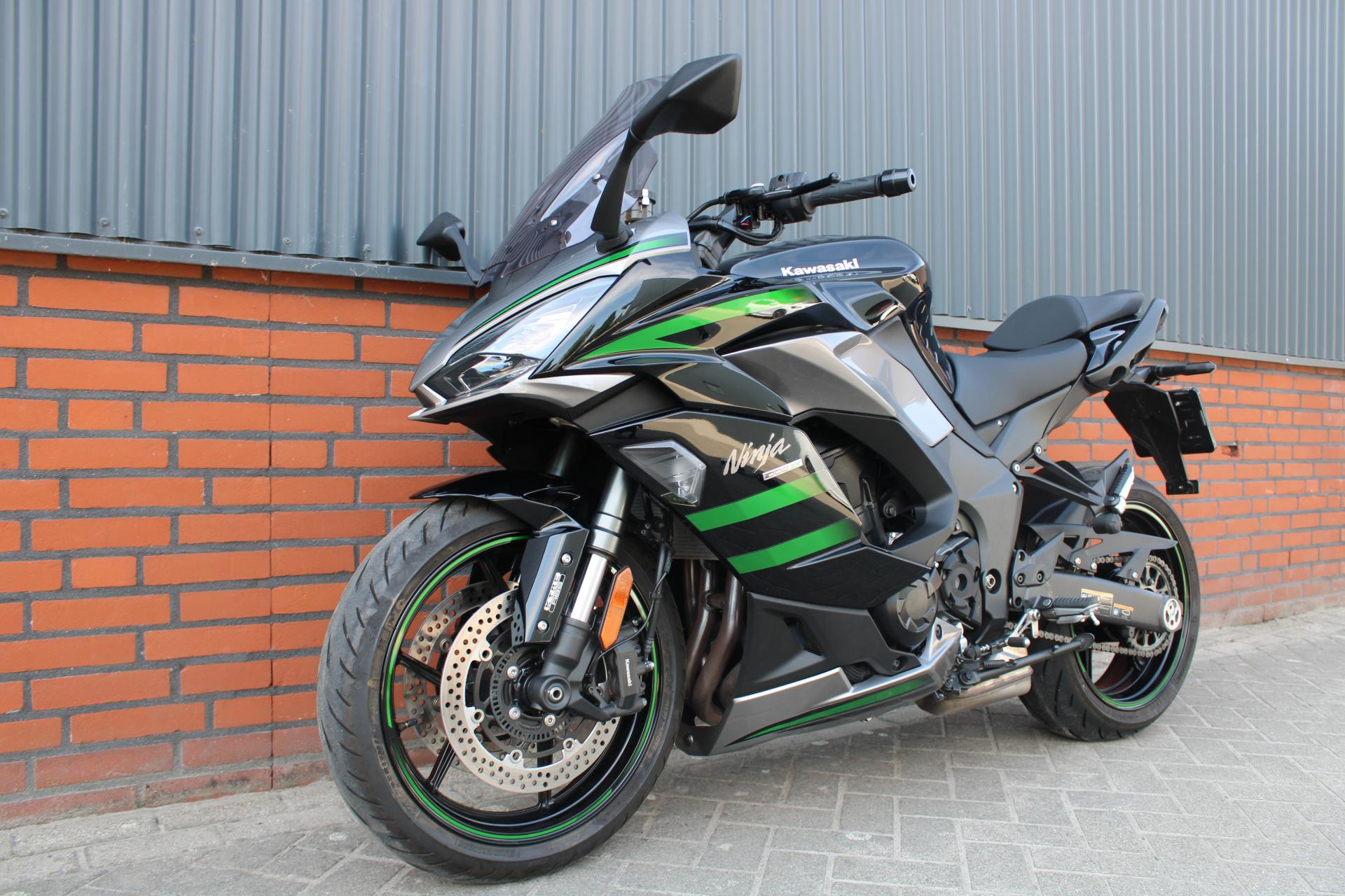 Kawasaki Ninja 1000 SX - 2020 (1)