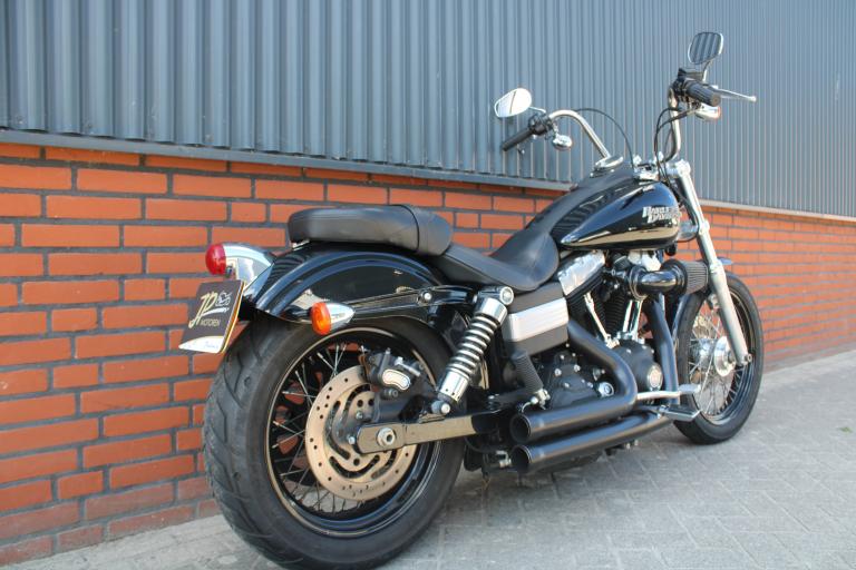 Harley Davidson STREET BOB - 2010 (6)