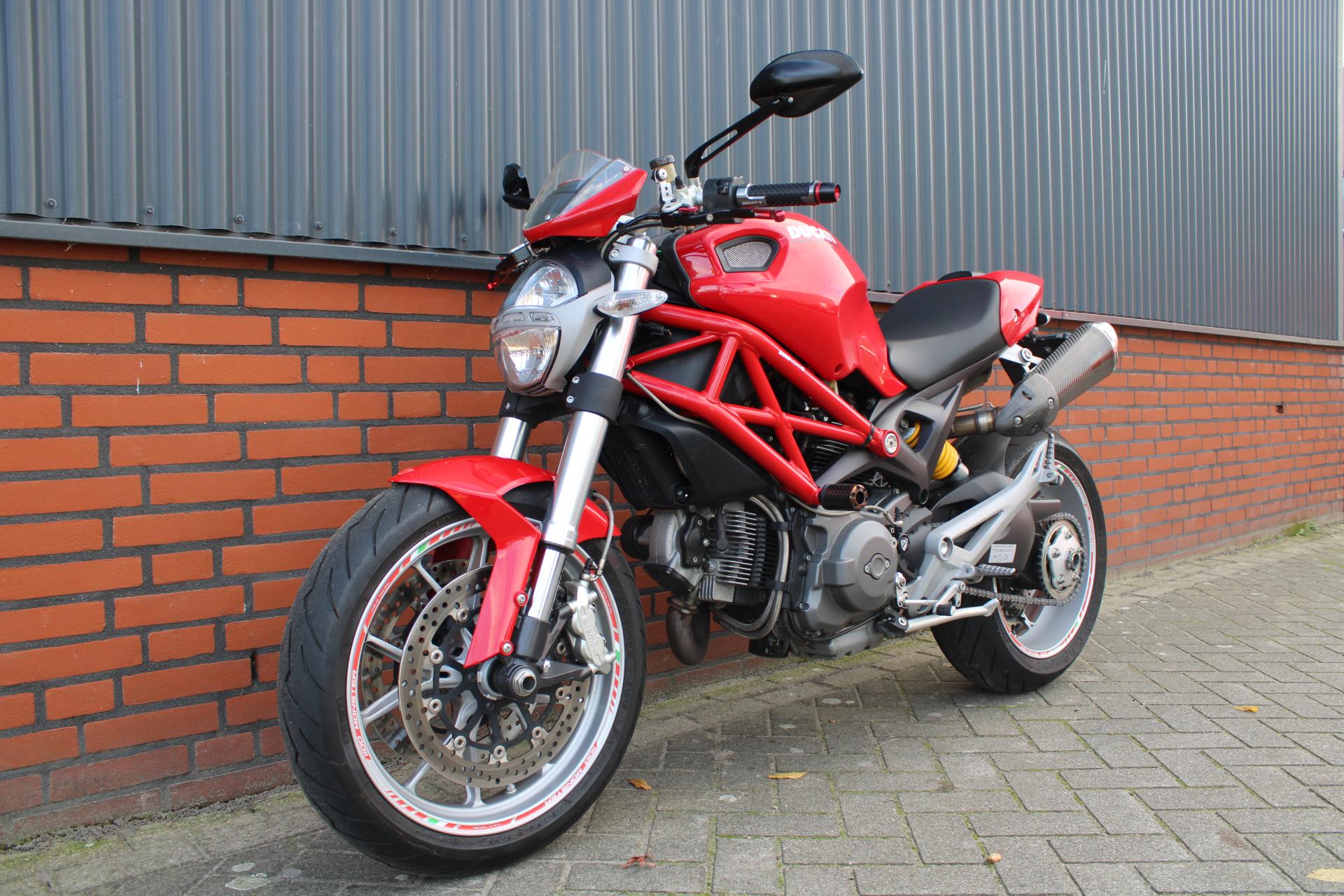 Ducati Monster 1100 - 2009 (1)