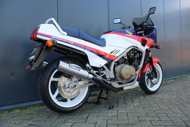 Honda VF1000F - 1989 (7)