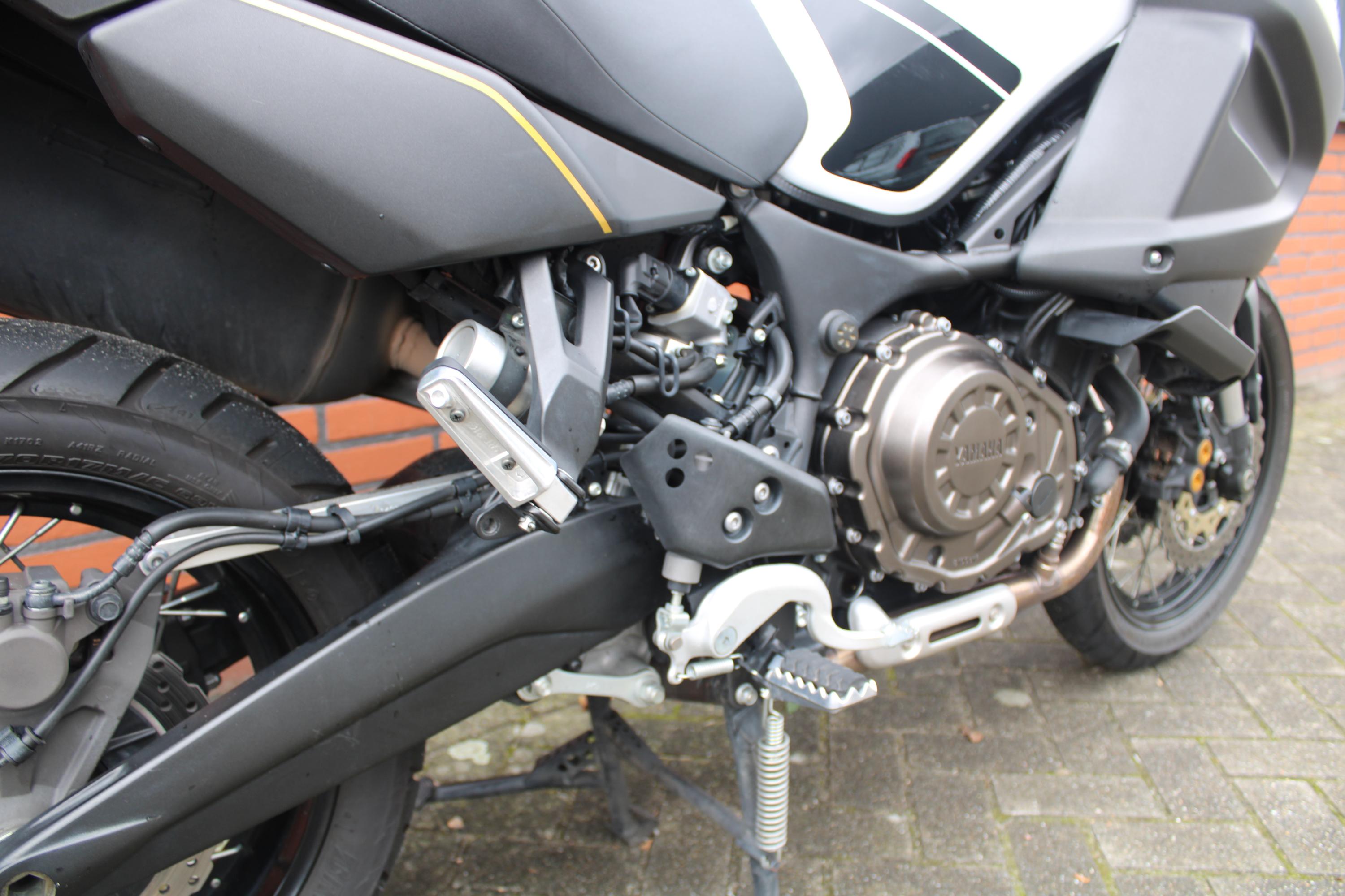GIVI ES2119 Supporto Cavalletto Laterale Per Yamaha XT 1200 ZE Super Tenere (2014-2017)