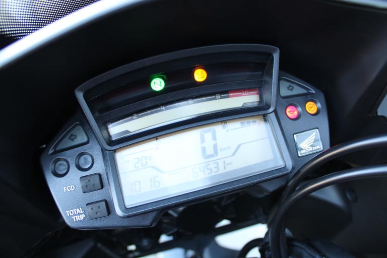 Honda VFR 1200 Crosstourer - 2012 (17)