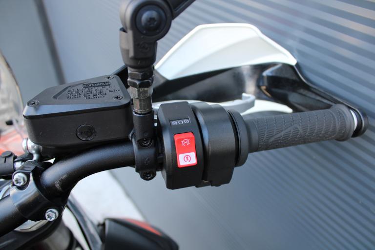 KTM 890 Adventure R - 2022 (14)