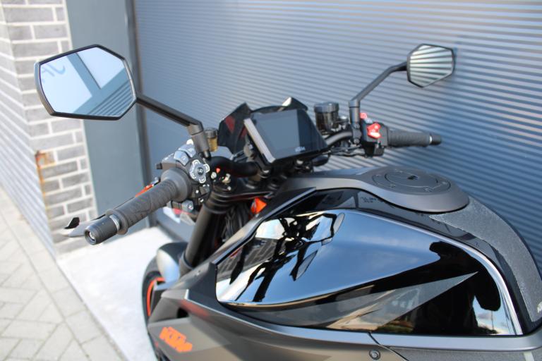 KTM 1290 Super duke R - 2021 (12)