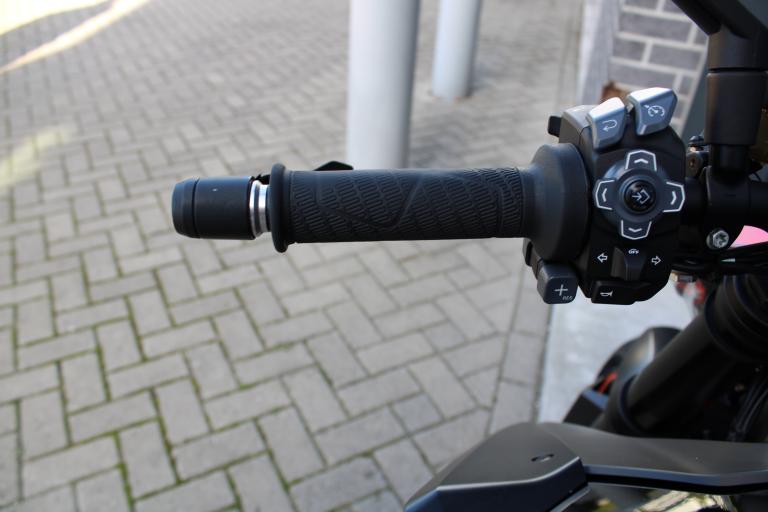 KTM 1290 Super duke R - 2021 (13)