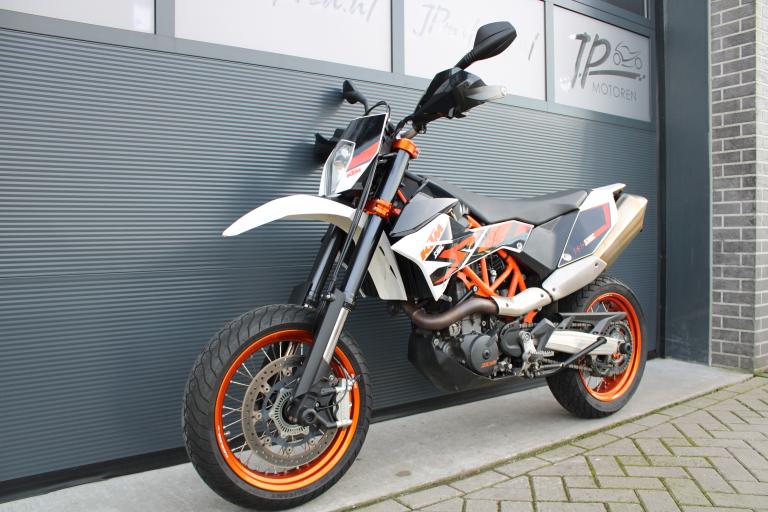 KTM 690 SMC R  - 2014