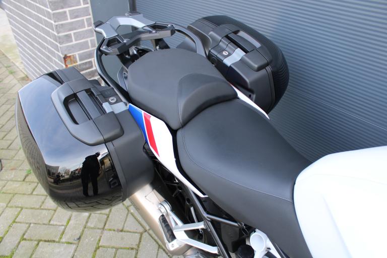 BMW R 1250 RS Sport - 2023 (16)