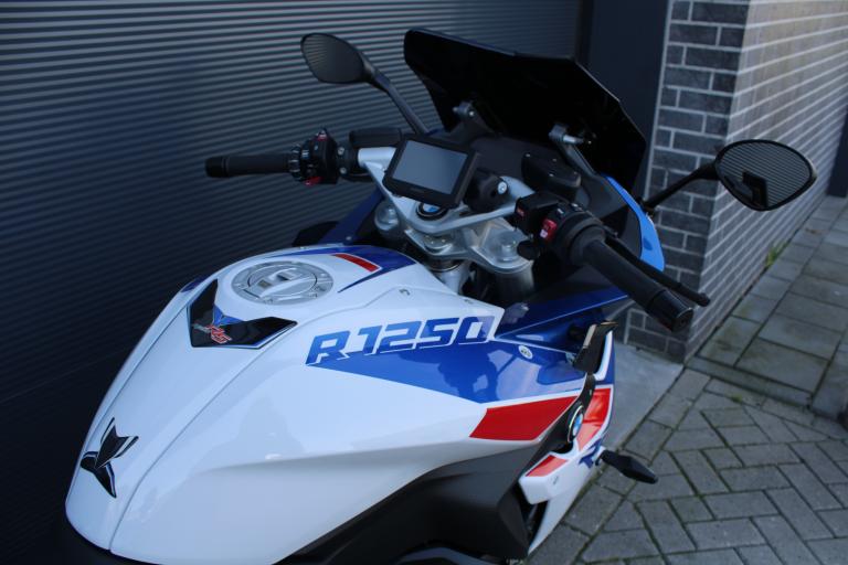 BMW R 1250 RS - 2024 (13)