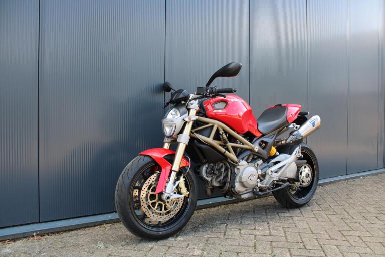 Ducati Monster 796  - 2013 (1)
