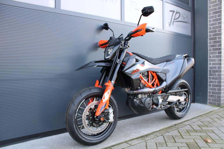 KTM 690 SMC R - 2023