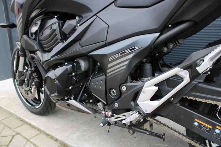 Kawasaki Z800E ABS - 2017 (4)