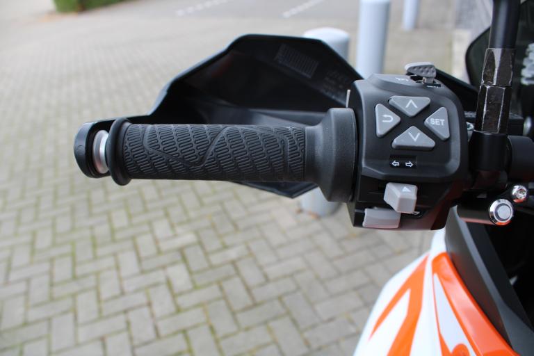 KTM 1290 Super adventure R - 2018 (13)