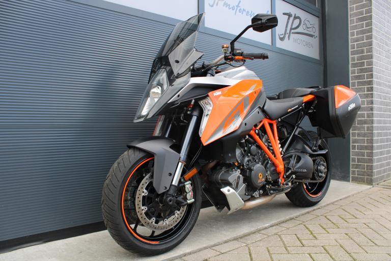KTM 1290 Superduke GT - 2016
