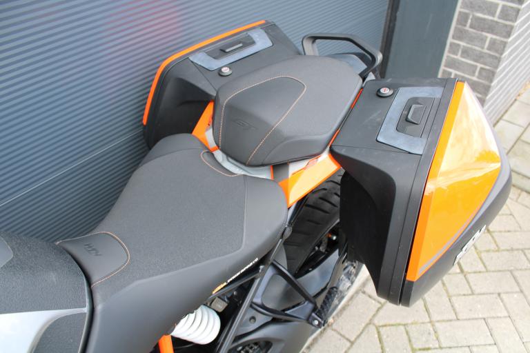KTM 1290 Superduke GT - 2016 (15)