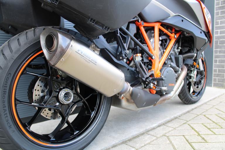 KTM 1290 Superduke GT - 2016 (7)