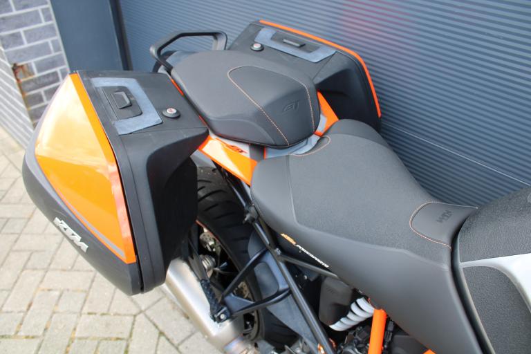 KTM 1290 Superduke GT - 2016 (16)