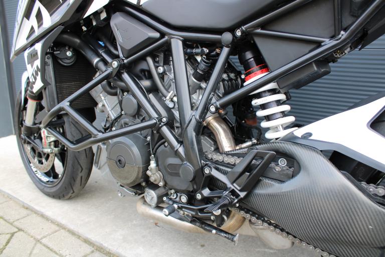 KTM 1290 Super duke r - 2018 (4)