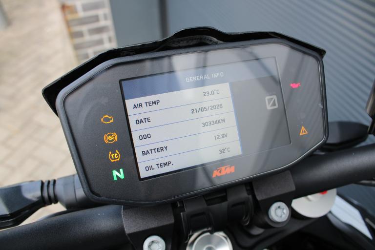 KTM 1290 Super duke r - 2018 (17)