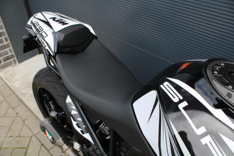 KTM 1290 Super duke r - 2018 (16)