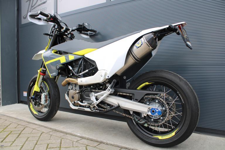 Husqvarna 701 Supermoto - 2022 (5)