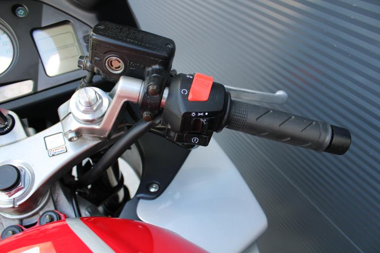 Honda VFR 800 FI - 2000 (14)