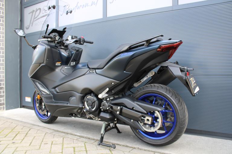 Yamaha T-Max 560 - 2023 (5)