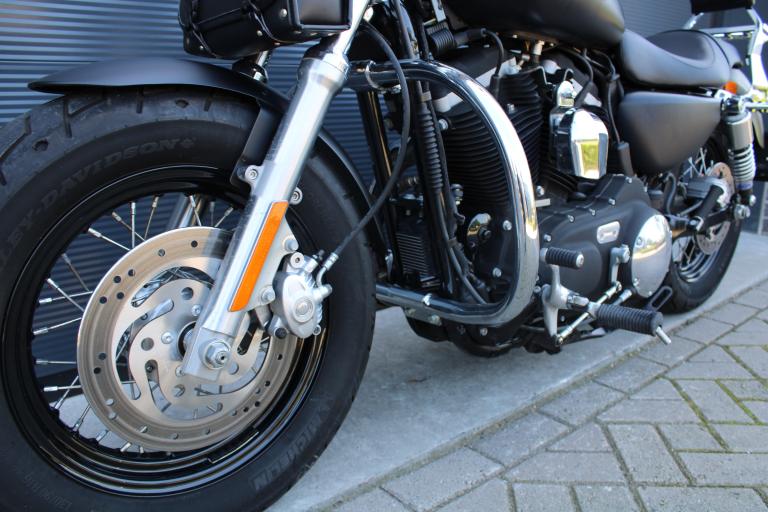Harley Davidson 1200 Custom limited - 2013 (2)