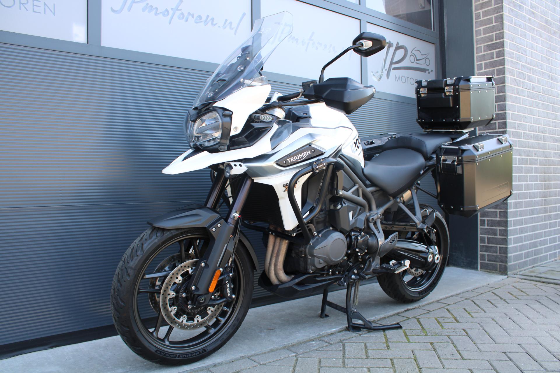 Triumph Tiger 1200 XRT - 2018 (1)