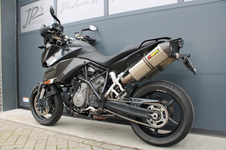 KTM 990 Supermoto t - 2009 (5)