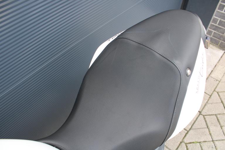 Triumph Speed triple 1050 - 2011 (15)