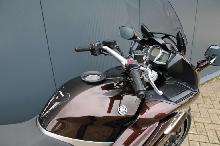 Yamaha FJR 1300 AE - 2014 (14)