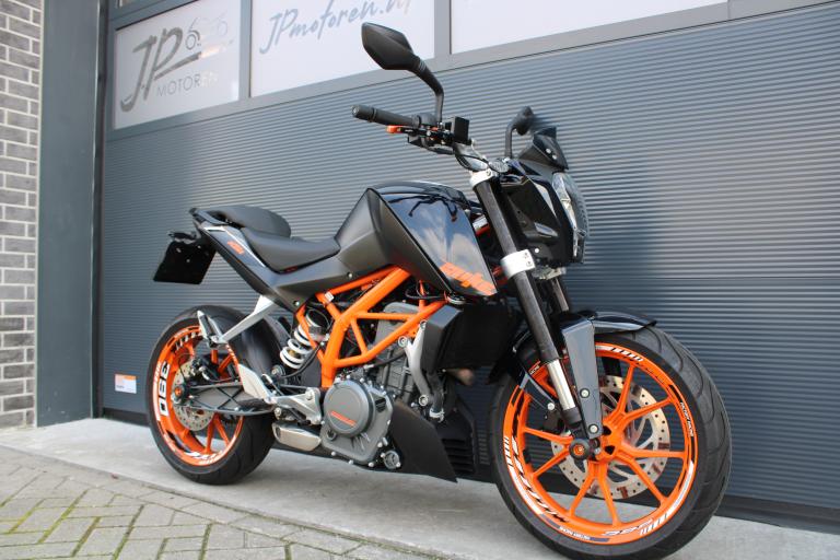 KTM 390 Duke ABS - 2015 (10)