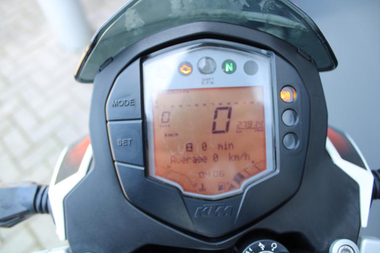 KTM 390 Duke - 2015 (17)