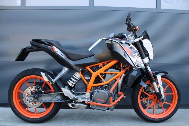 KTM 390 Duke - 2015 (7)