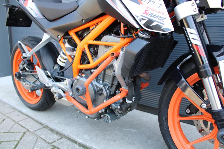 KTM 390 Duke - 2015 (9)