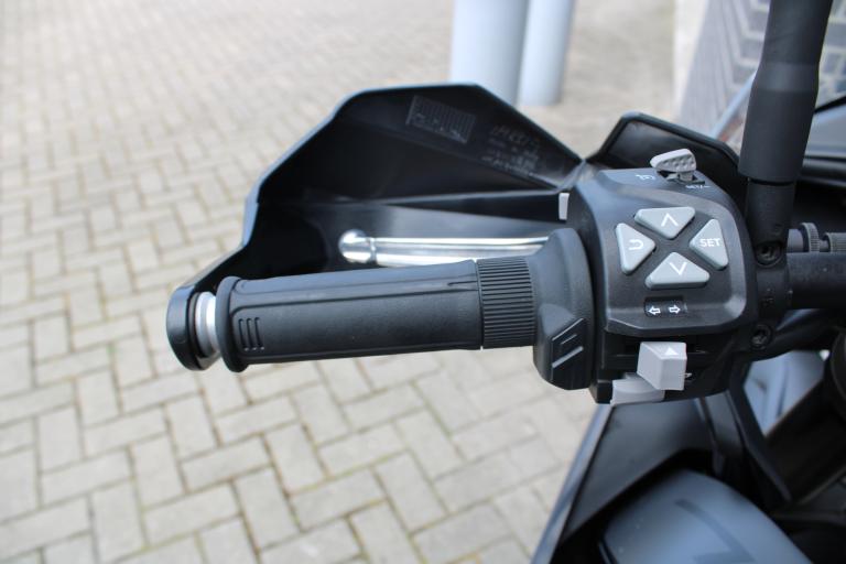 KTM 790 Adventure - 2024 (13)