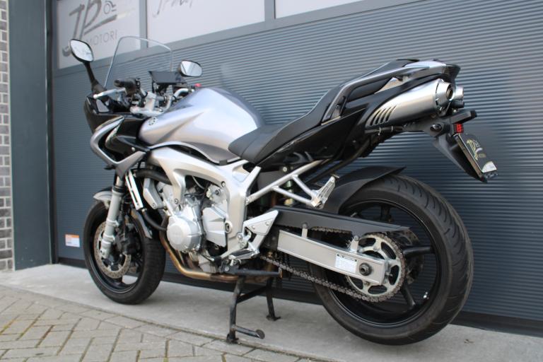 Yamaha FZ 6 fazer - 2005 (5)