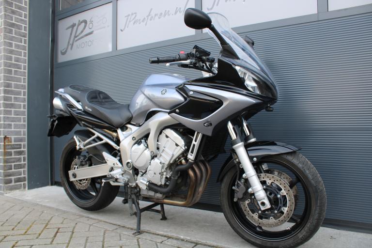 Yamaha FZ 6 fazer - 2005 (10)