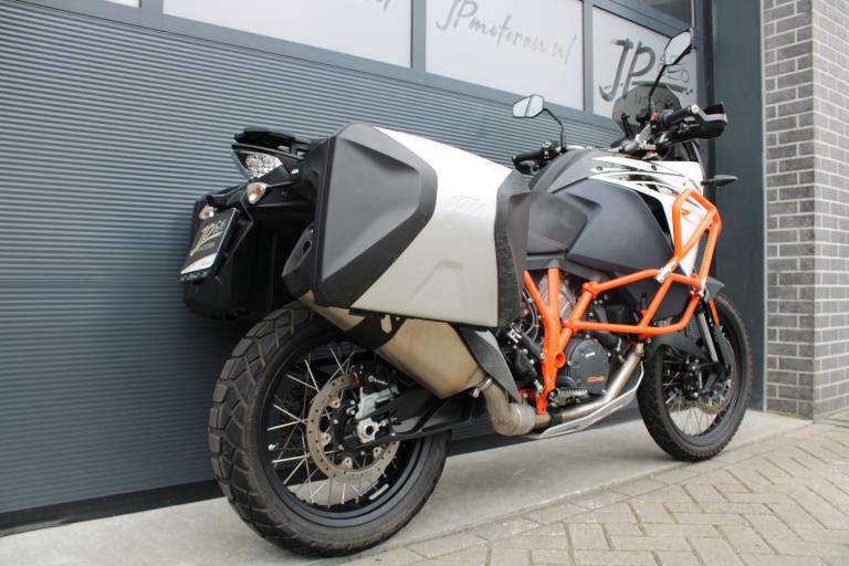 KTM 1090 Adventure R - 2018 (6)